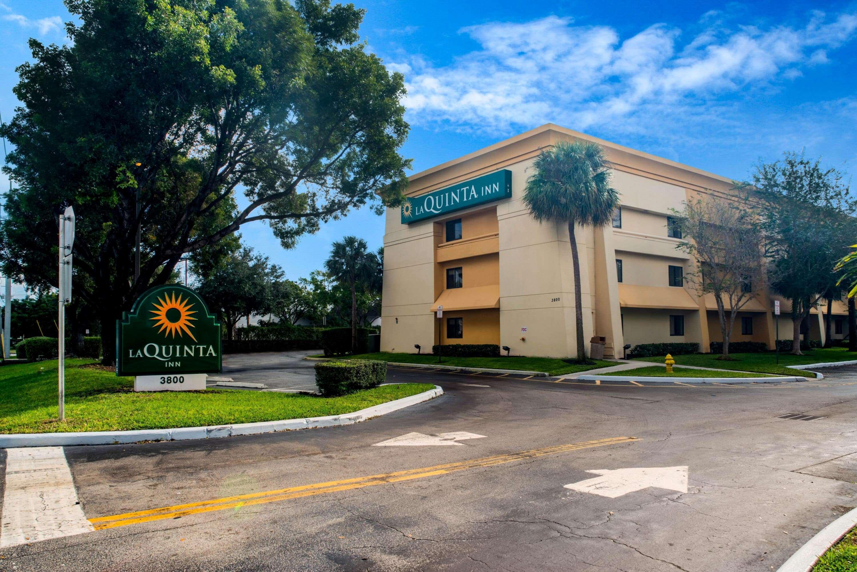 La Quinta Inn By Wyndham Ft. Lauderdale Tamarac East Lauderdale Lakes Eksteriør billede