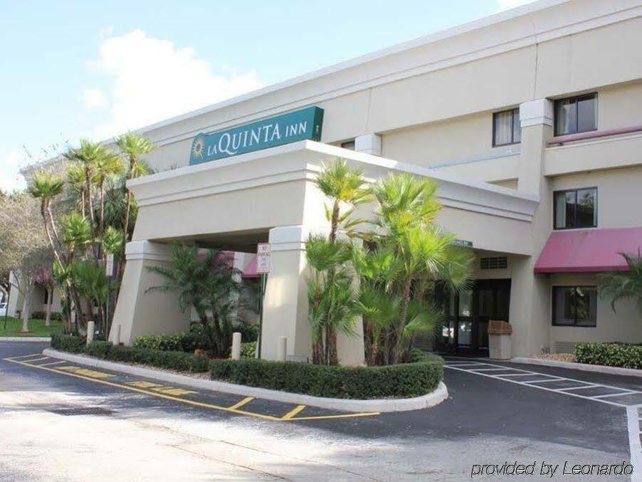 La Quinta Inn By Wyndham Ft. Lauderdale Tamarac East Lauderdale Lakes Eksteriør billede
